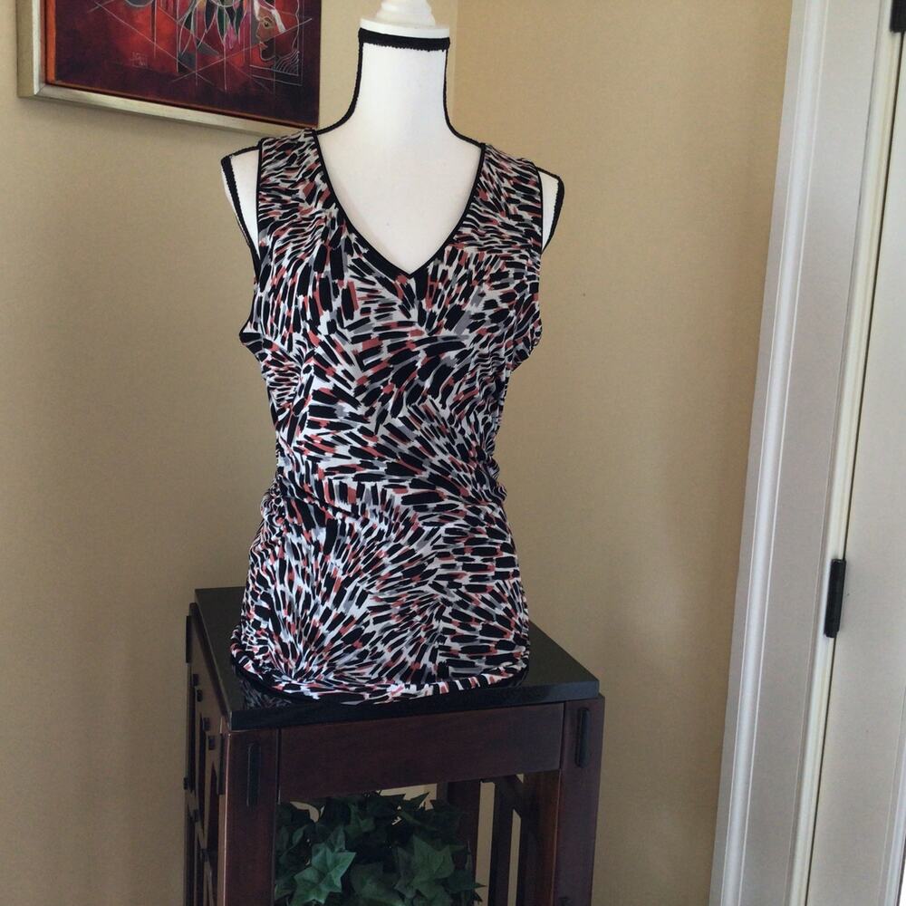 White House Black Market Tank Size Medium Reversible Abstract Solid Black Sz M